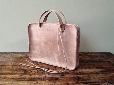 galerie/001 Taschen/020 Delu/resized/album_image_small.jpg